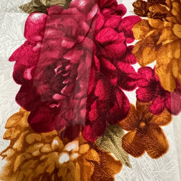Vintage Oscar De La Renta Silk Floral Scarf - Picture 9 of 11